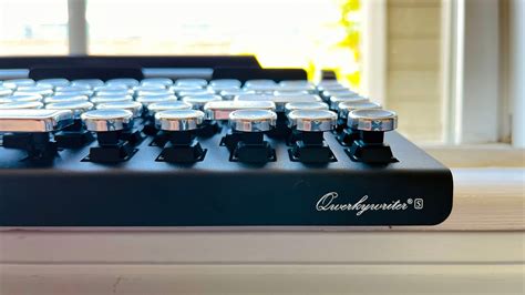 Review: Qwerkywriter S is a timeless approach to the mechanical keyboard